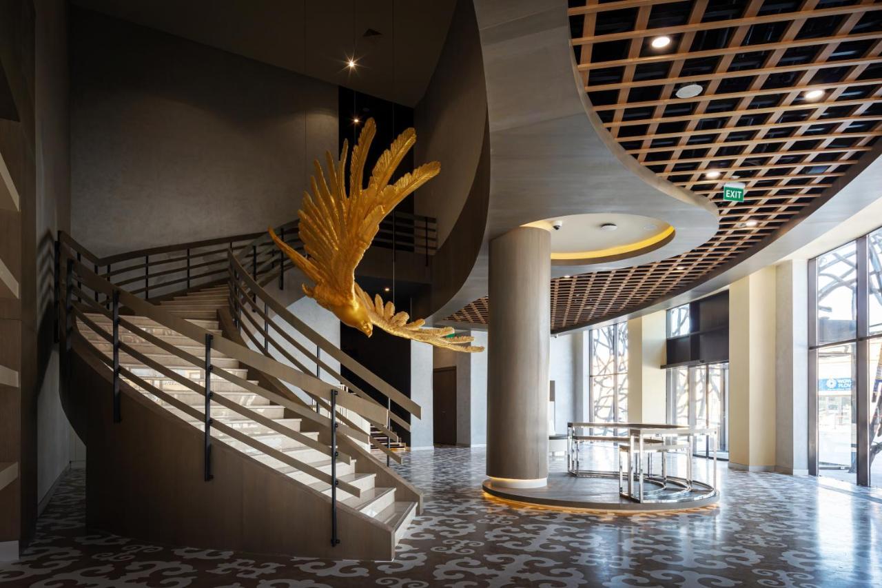 Karavansaray Turkistan Harbour Hotel -Flying Theatre Access Εξωτερικό φωτογραφία Interior of the National Museum of Oman