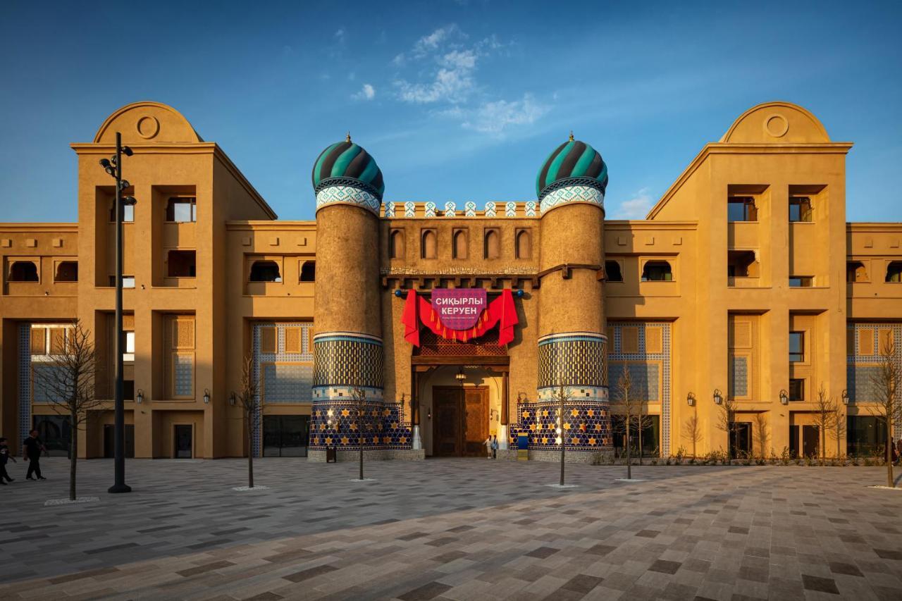 Karavansaray Turkistan Harbour Hotel -Flying Theatre Access Εξωτερικό φωτογραφία The main entrance of the shopping centre